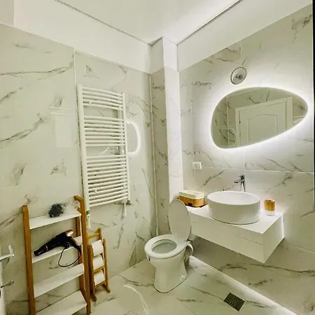 Luxury Studio - Maison 103 - Stefan Building Complex Apartment *
